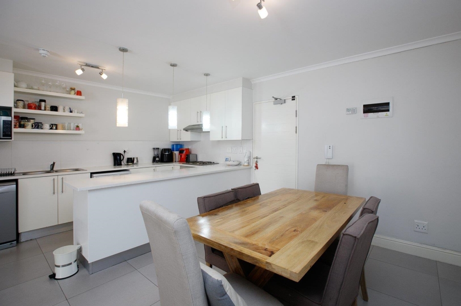 2 Bedroom Property for Sale in Claremont Upper Western Cape